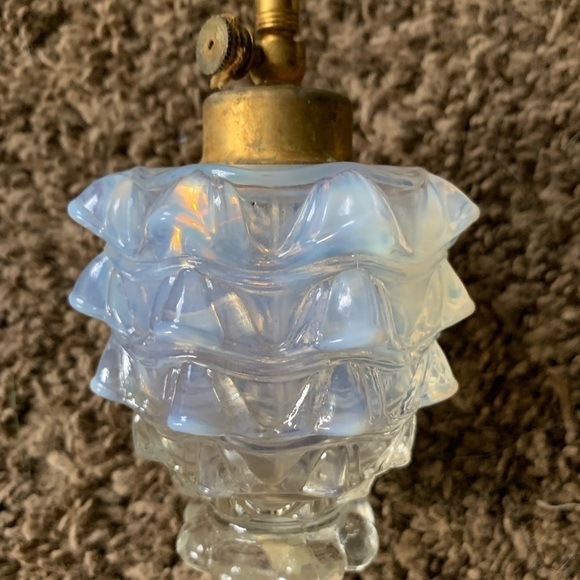 Vintage Fenton Opalescent Perfume Glass Bottle - Picture 5 of 5